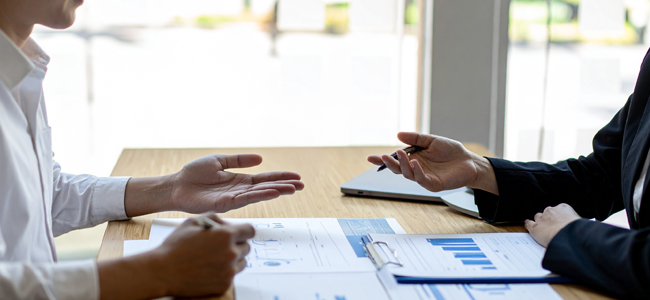 What’s the Difference Between a Bookkeeper and an Accountant?